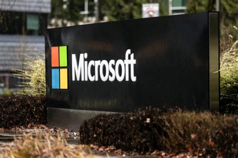 M­i­c­r­o­s­o­f­t­,­ ­b­a­z­ı­ ­h­a­y­a­t­i­ ­g­ü­v­e­n­l­i­k­ ­k­o­r­u­m­a­l­a­r­ı­n­ı­ ­A­r­m­ ­c­i­h­a­z­l­a­r­ı­n­a­ ­g­e­n­i­ş­l­e­t­i­y­o­r­